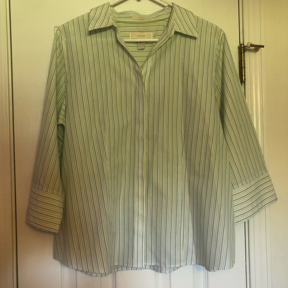 Women’s button down